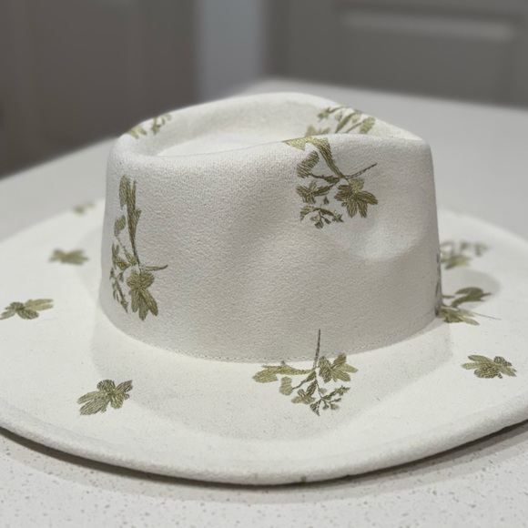 Gently Worn By Anthropologie Jana Floral Embroidered Fedora - Ivory & Green - Picture 7 of 13